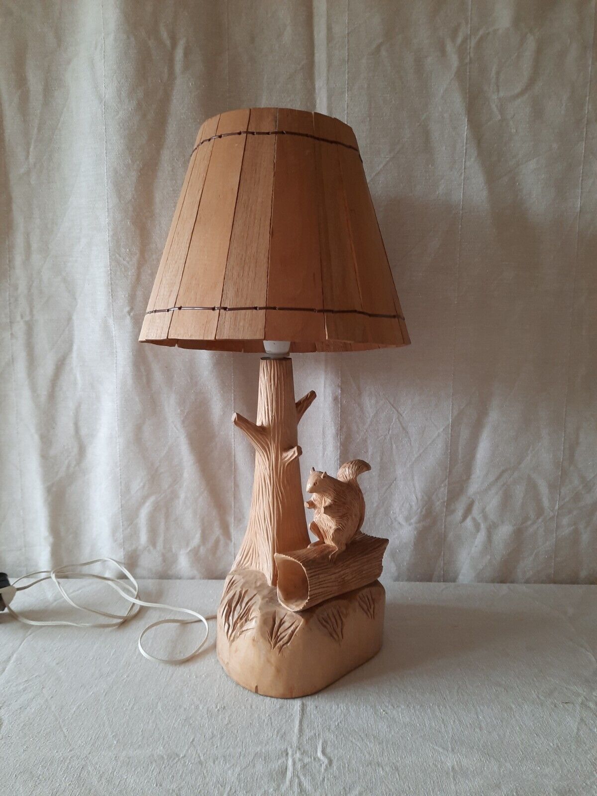 Vintage Folk Art R Lond Carved Wood Lamp MCM Kitsch Retro mid century working