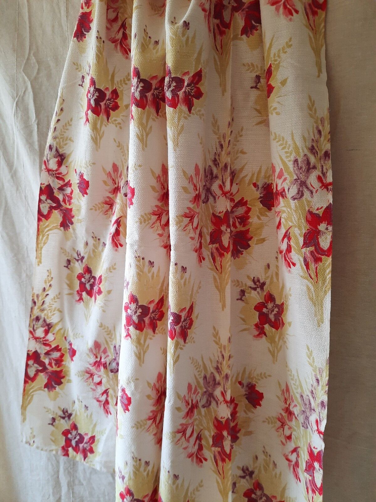 Pair of barkcloth floral Curtains W101cm L108cm Rose rare 1950s retro vintage