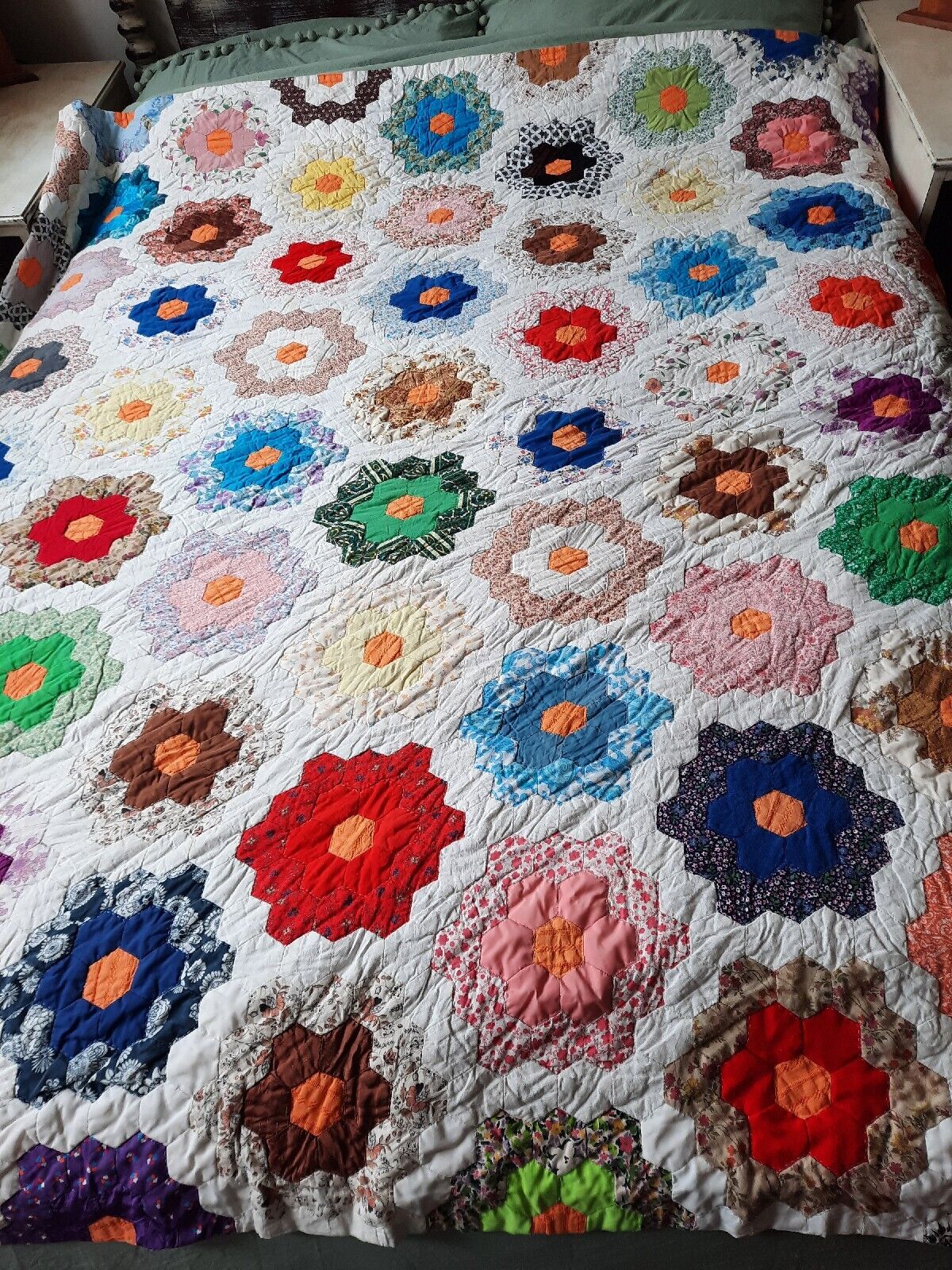 Vintage handmade 50p Patchwork blanket bed Throw Grandma's Sofa hexagon Double!!