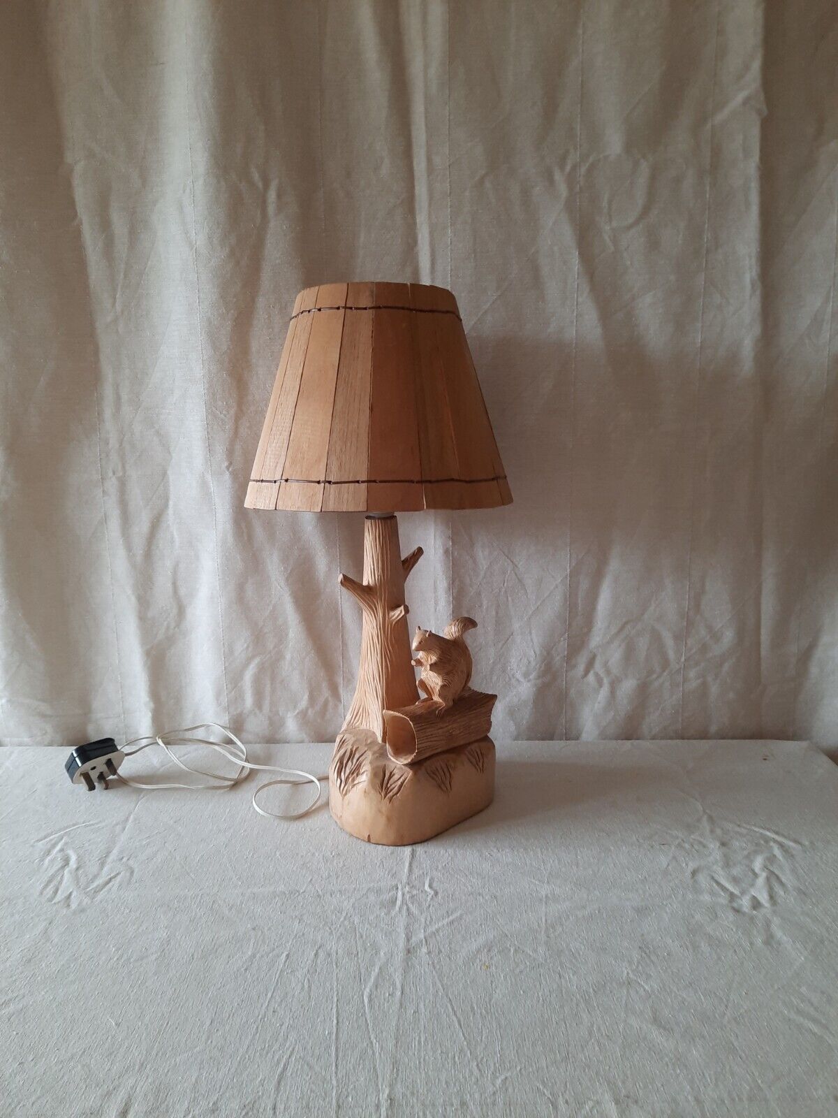 Vintage Folk Art R Lond Carved Wood Lamp MCM Kitsch Retro mid century working