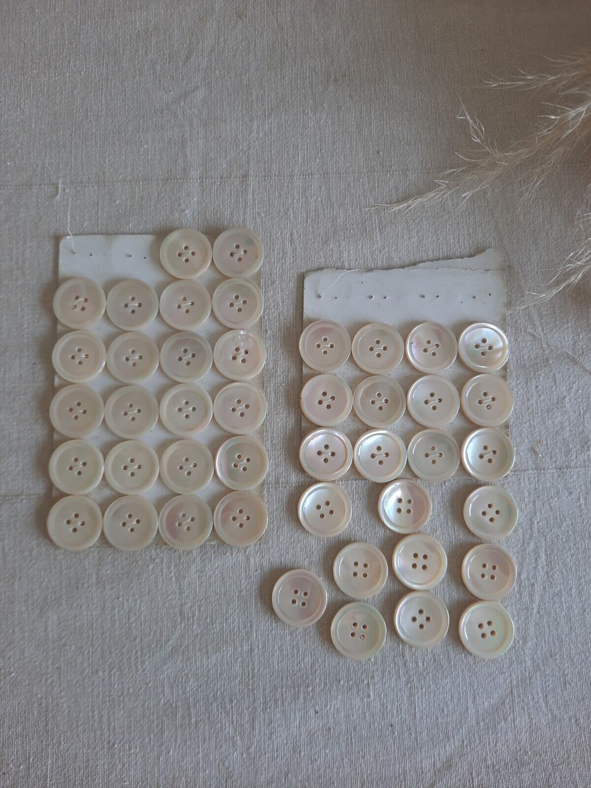 Job Lot Of 44x Vintage Mother Of Pearl White Buttons; Diameter 2.3cm 100g Rare