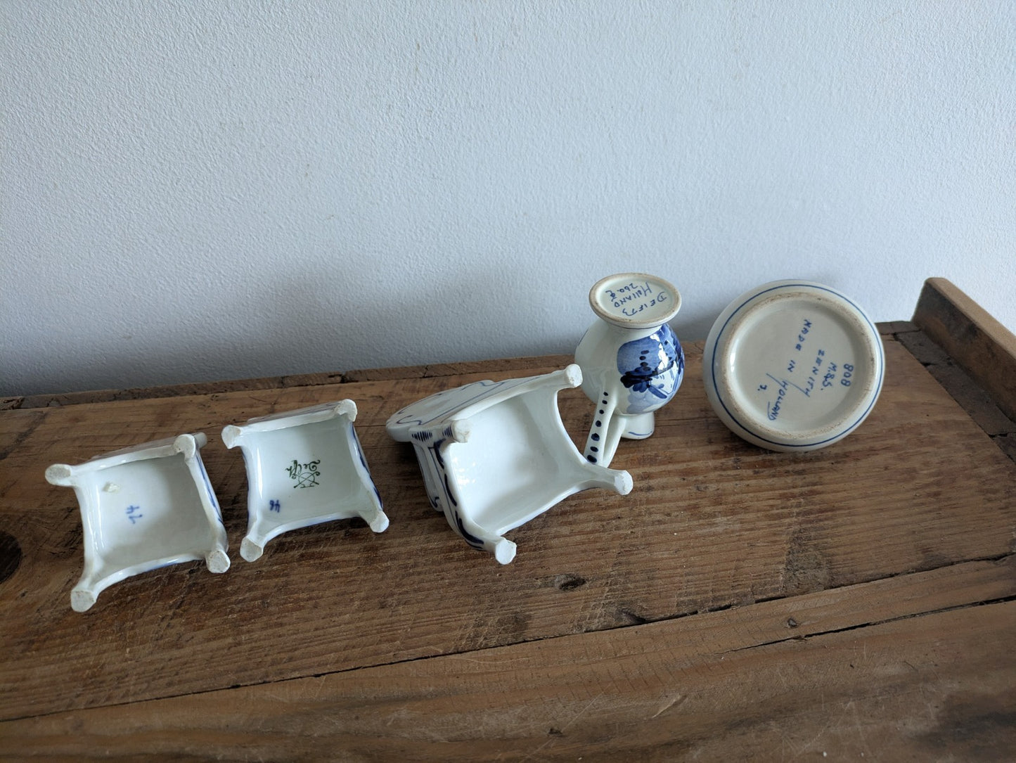 Vintage Porcelain Delft Holland Zeneth Jug Pitcher Mini Chair Armchair Blue Whit