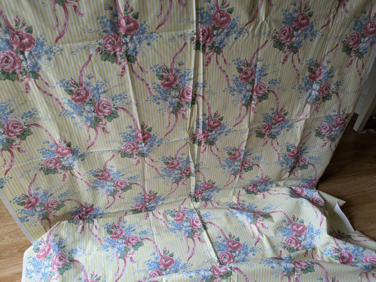 Cotton Fabric 2.61 METRES Material Cabbage Rose Floral Yellow Stripe Vintage New