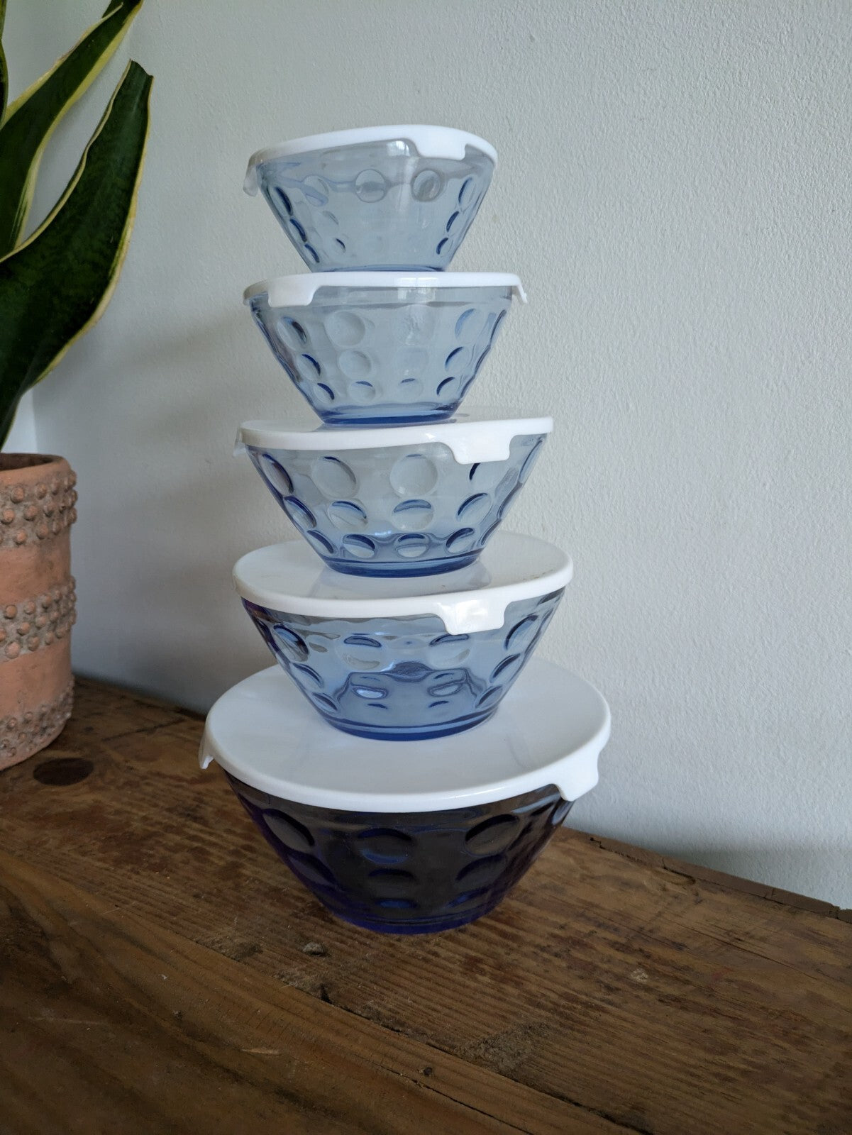 Vintage Set of 5 Stackable Glass Blue Polka Dot Spot Design Bowls W/Lids Nesting
