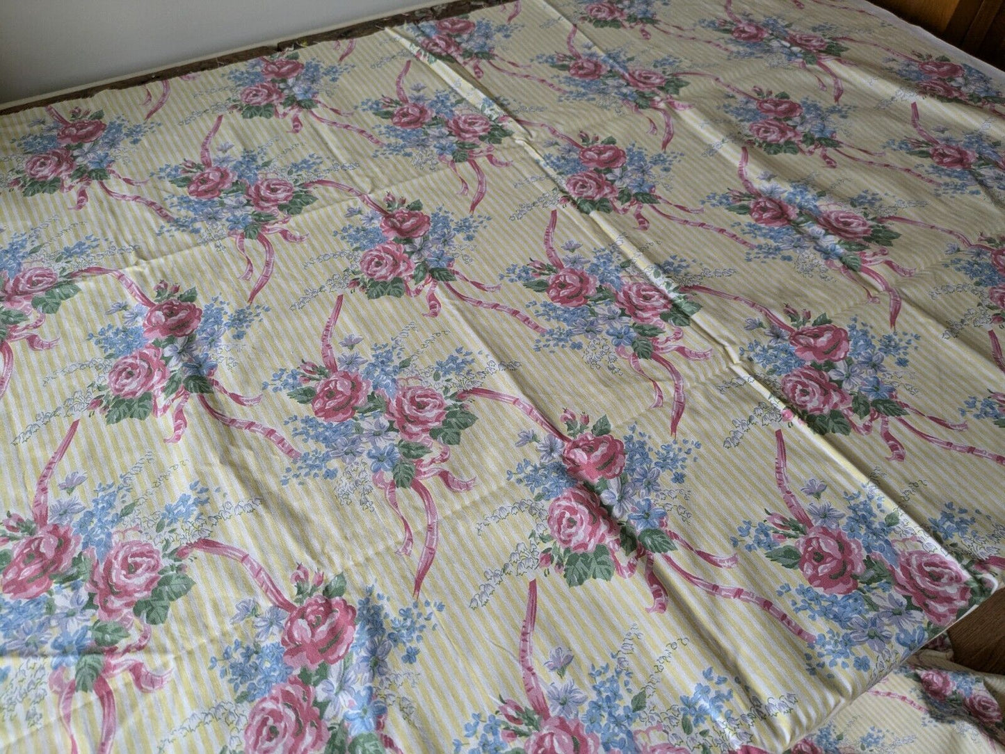 Cotton Fabric 2.61 METRES Material Cabbage Rose Floral Yellow Stripe Vintage New