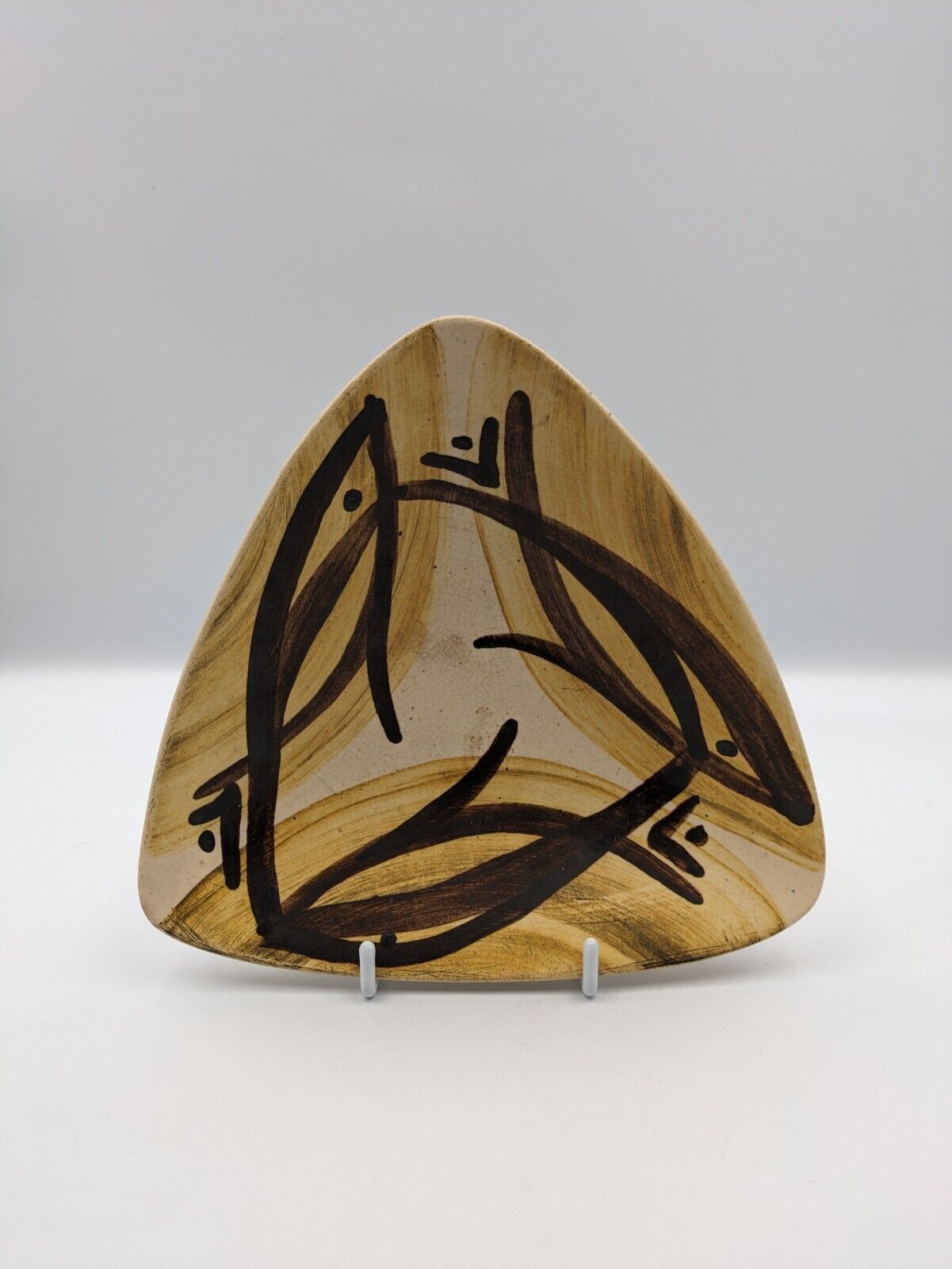 Vtg Glazed Triangular Dish by Dennis Lucas c.1960s Hastings Pottery Fish Studio