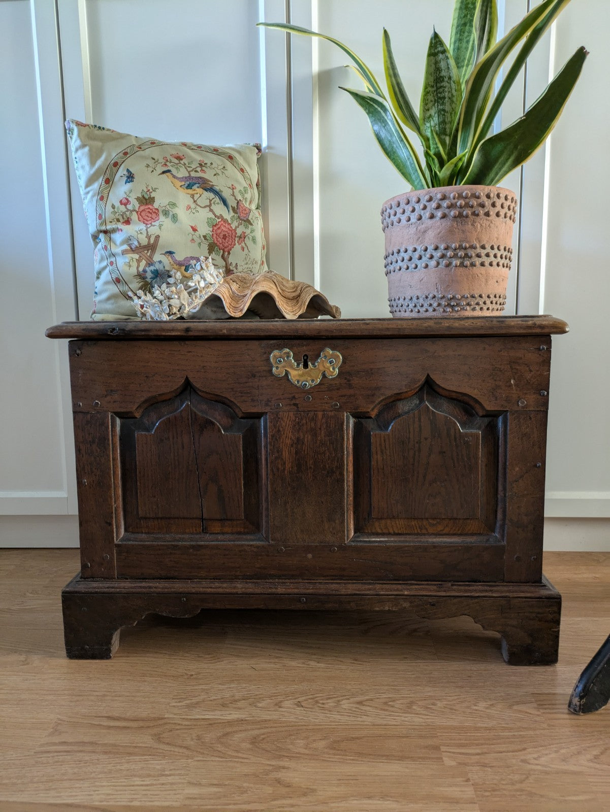 ANYIQUE WELSH MID 18TH CENTURY OAK MULE DOWER CHEST COFFER BLANKET BOX Original