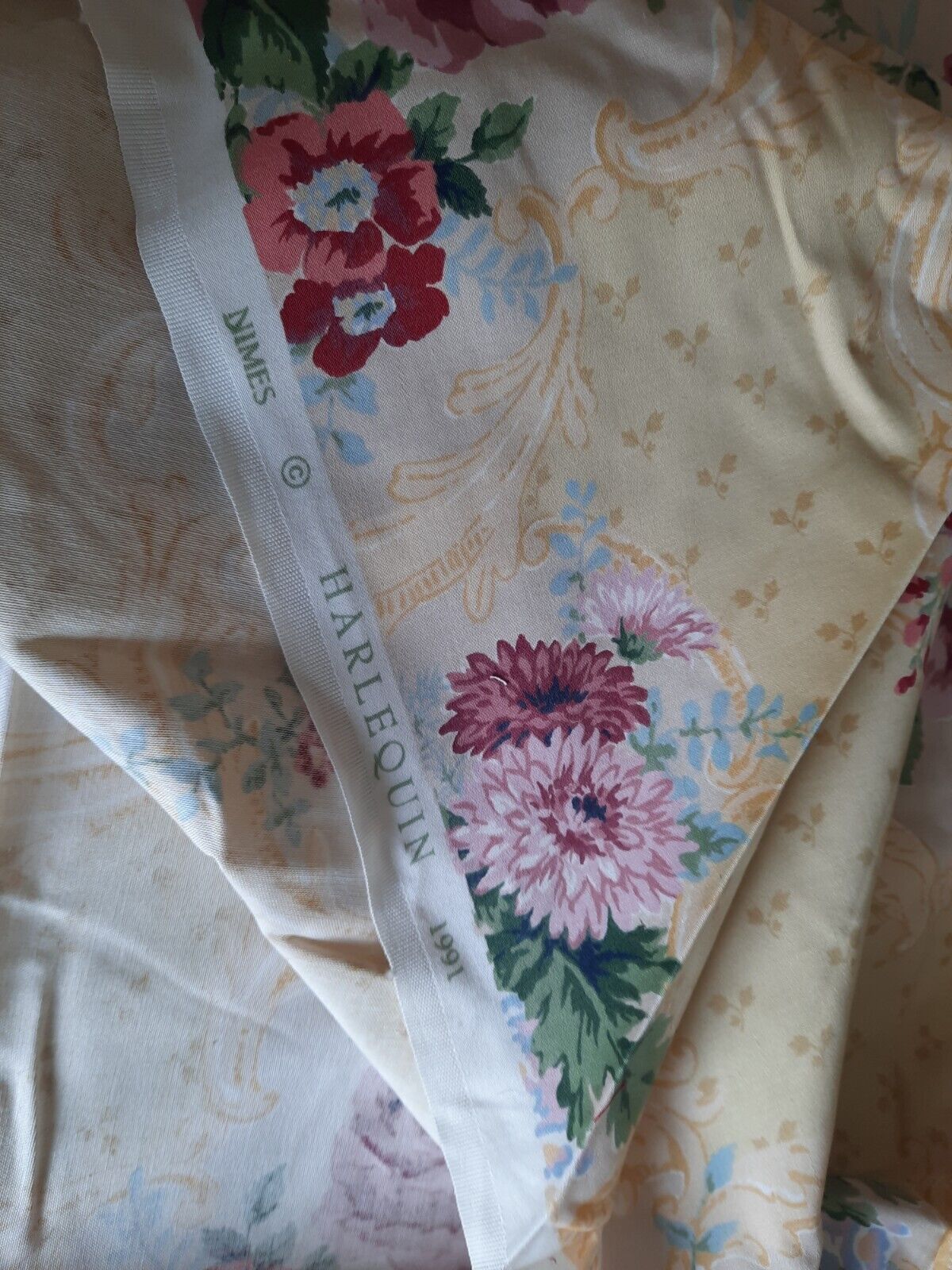 Harlequin Fabric ‘Diimes’ Roses On Lemon Yellow Cotton Base 2.99m X 1.35m Rare