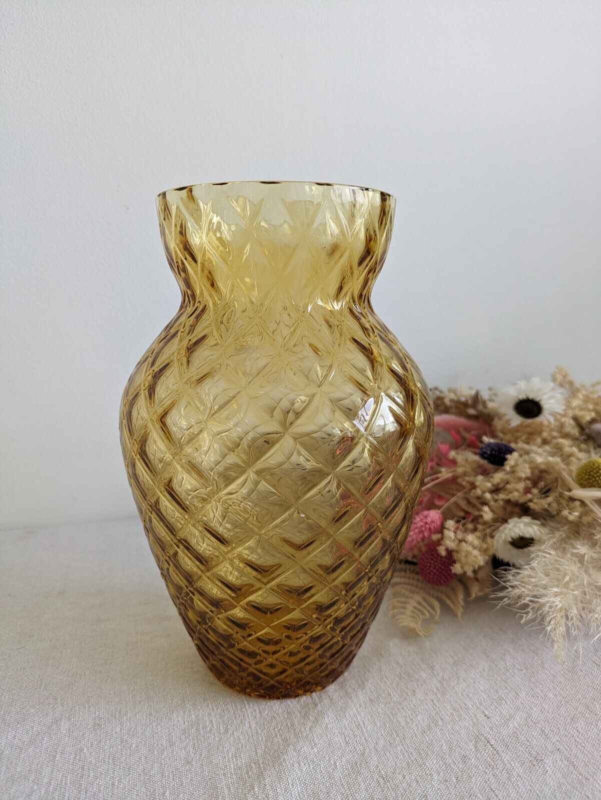 VINTAGE CZECH BOHEMIAN BORSKE SKLO CARO OPTICAL QUILT GLASS VASE AMBER YELLOW