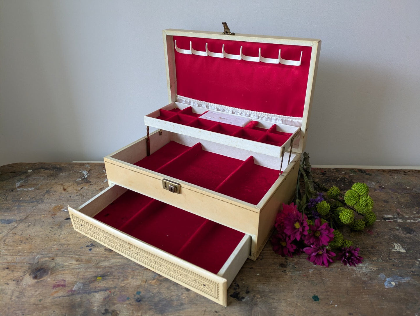 Vintage MELE 3 Tier Jewellery Box Faux Leather Made in U.S.A 1950s Red Velvet