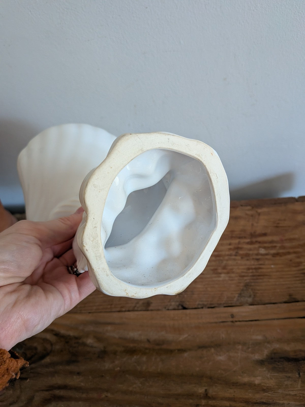 Pedestal Fish And Shell Ceramic Soap Dish Vintage 1950's-60's Dolphin Koi Clam
