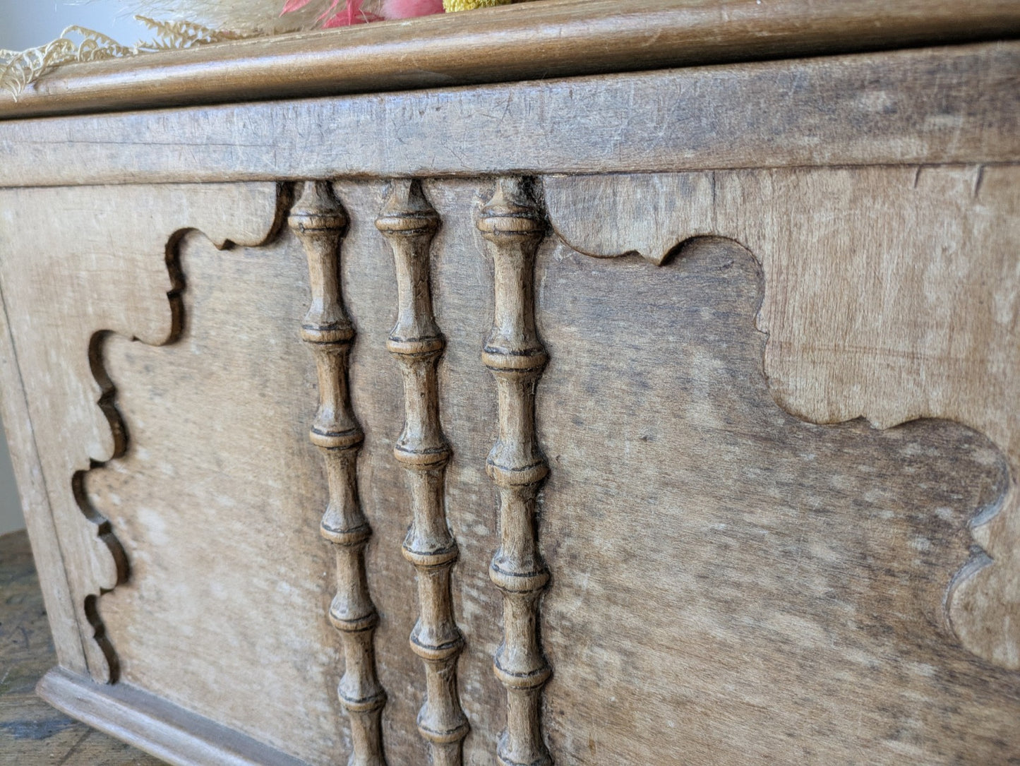 Antique Collectors Box Wood Victorian Small Chest Trunk Vtg Pine Ottoman Storage