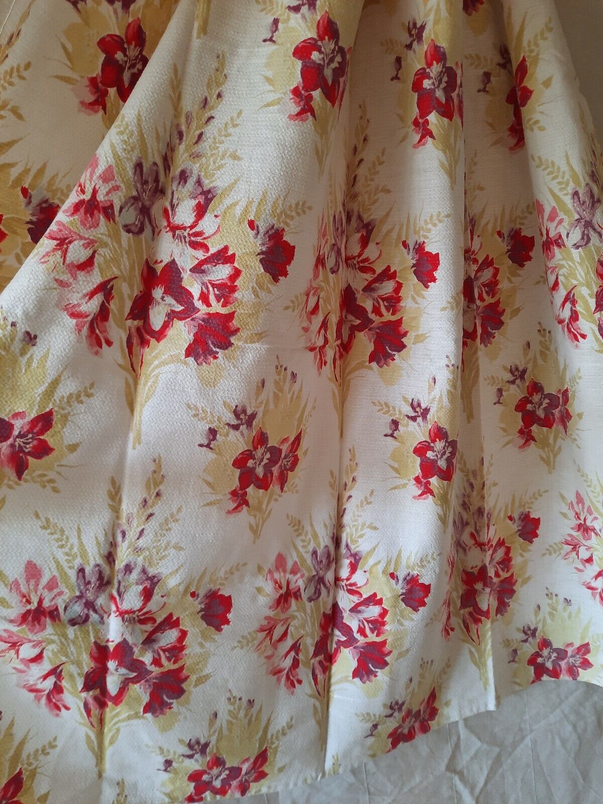 Pair of barkcloth floral Curtains W101cm L108cm Rose rare 1950s retro vintage