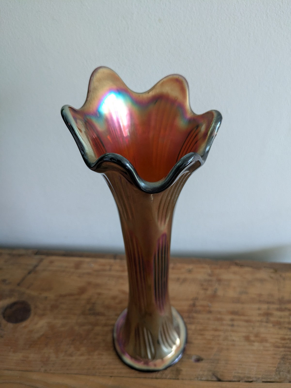 Vintage FENTON 29.4cm H Amethyst Iridescent GLASS Frilled Rim VASE Diamond Rib
