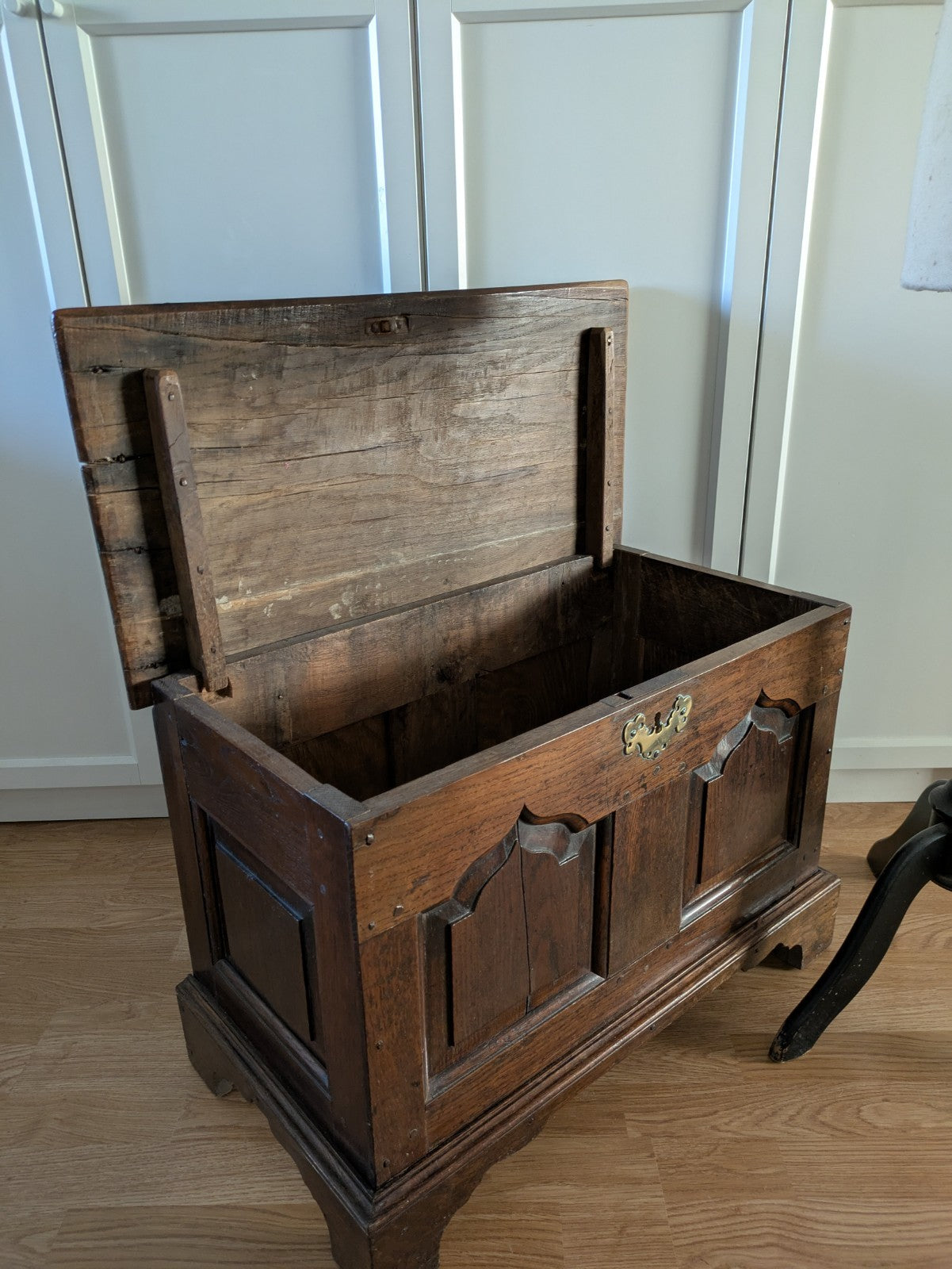 ANYIQUE WELSH MID 18TH CENTURY OAK MULE DOWER CHEST COFFER BLANKET BOX Original