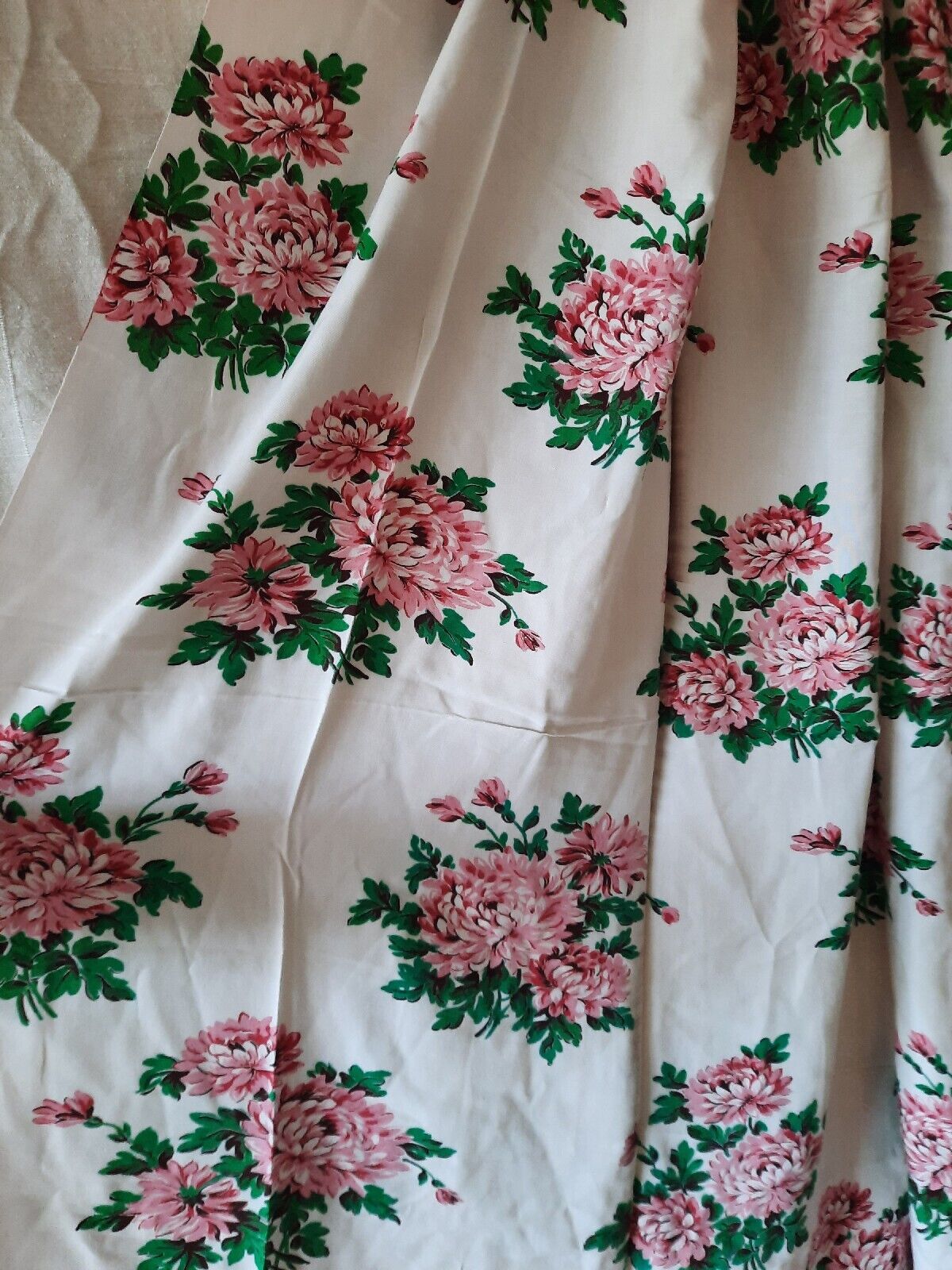 Pair of Cotton floral Curtains W82cm L105cm Rose rare 1950s retro vintage Pink