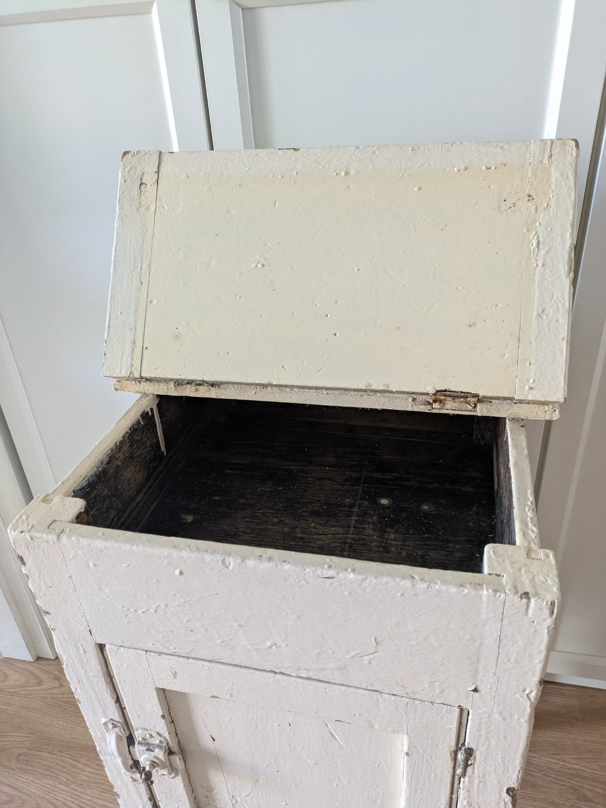 Vintage painted Chippy Bedside Vanity cabinet with Rail White Cupboard Table Old
