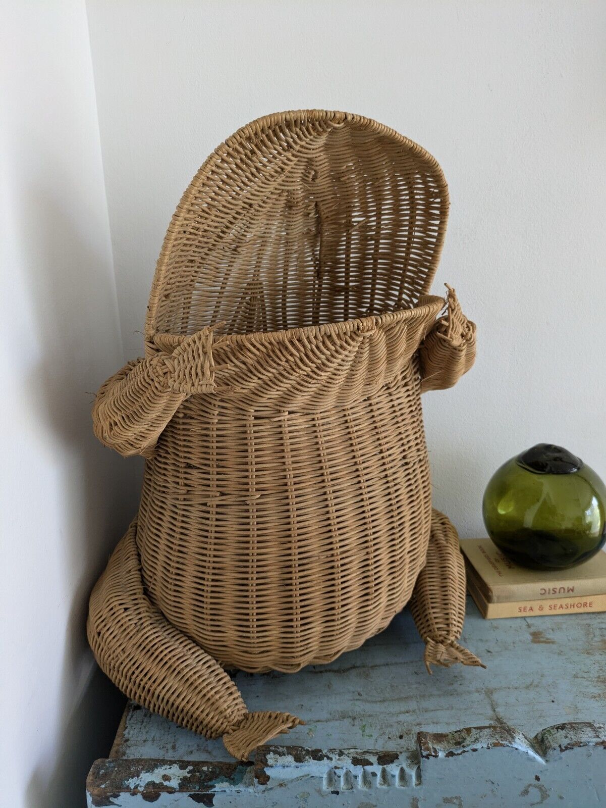 RARE VTG Wicker Frog Waste Basket Trash Can Bin Magazine Storage LARGE Prop MCM