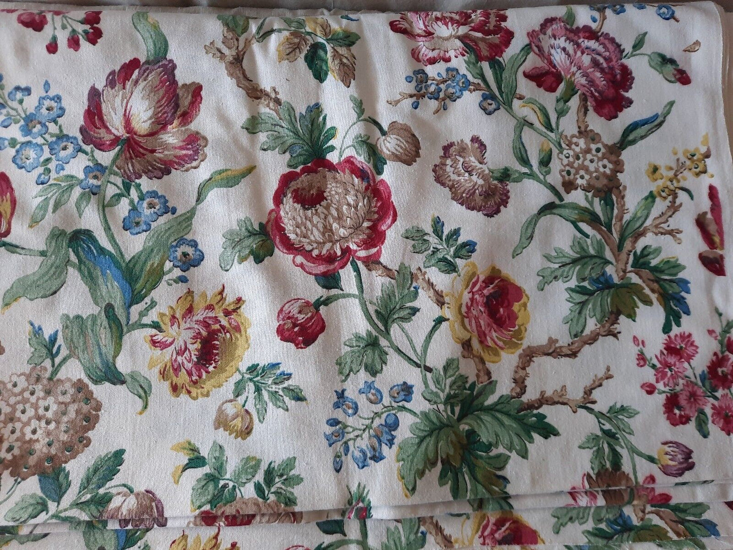 vintage Floral Rose fabric 11.75m Shabby Chic Pretty Flowers Craft Upholstery