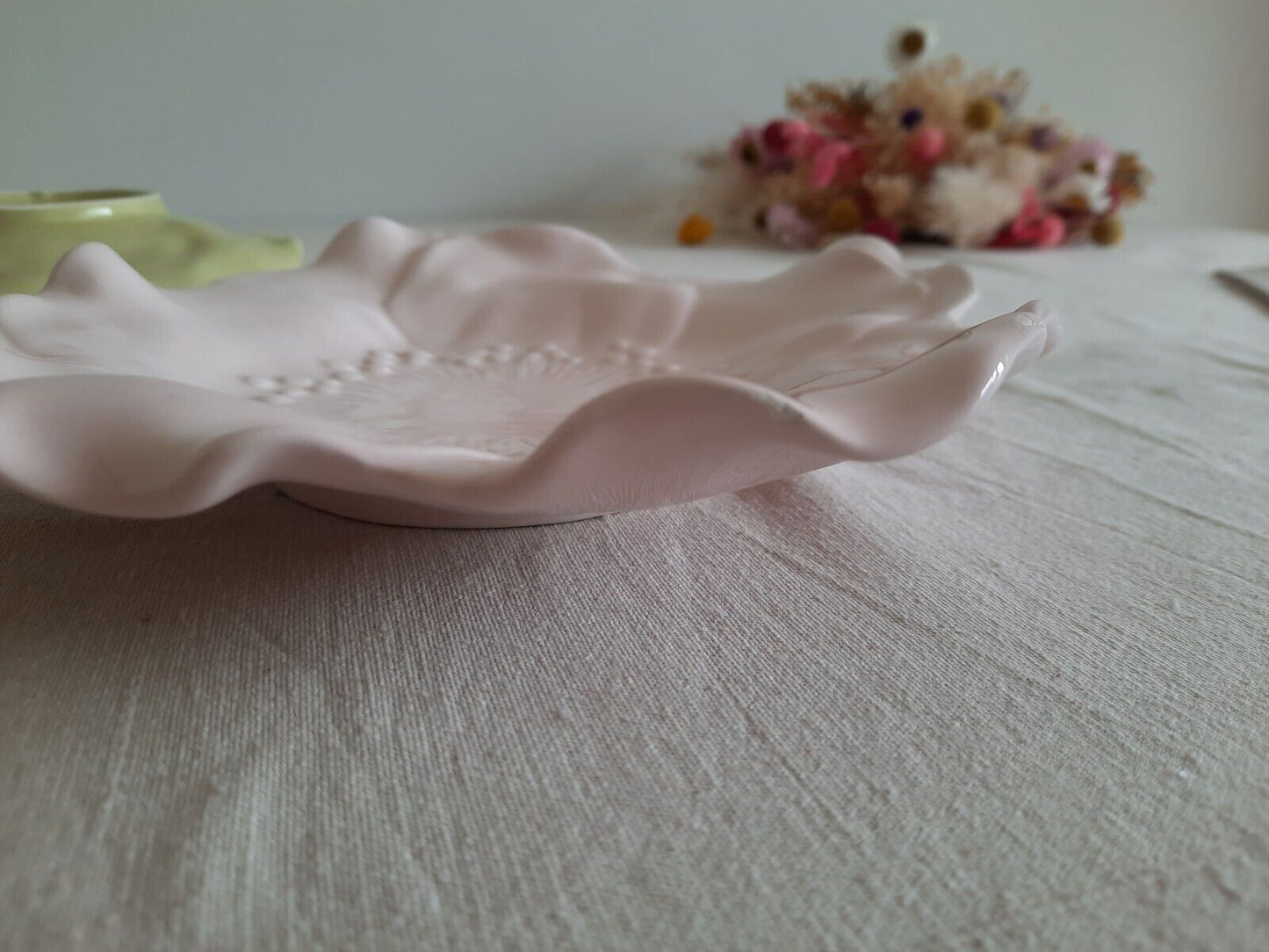 M studios Black Flower Pink Yellow Ceramic Pottery Plates Rare Petal Prop Displa