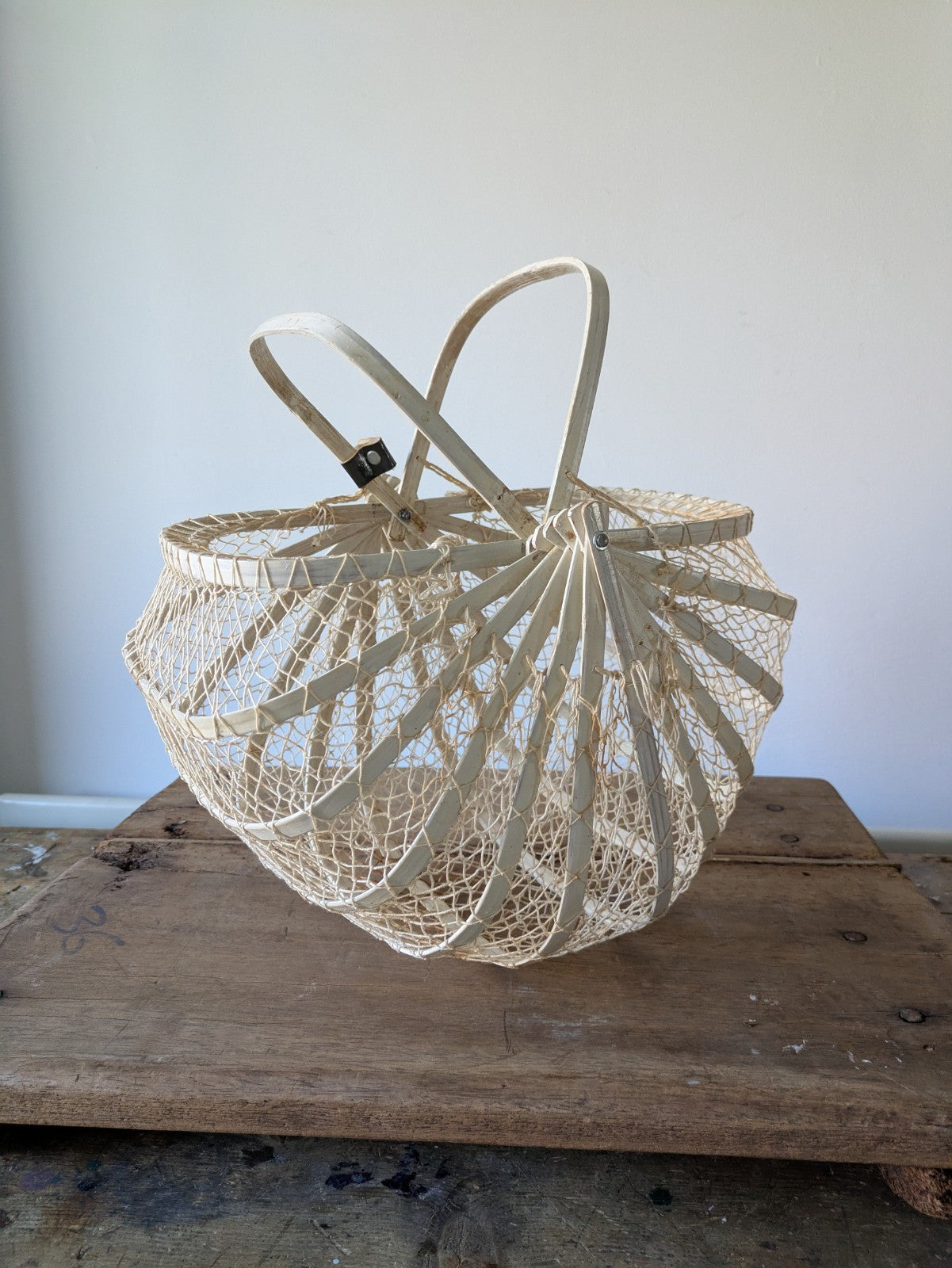 Vintage French Folding Bentwood Fishnet Basket Retro Handbag White 50s Rare Old