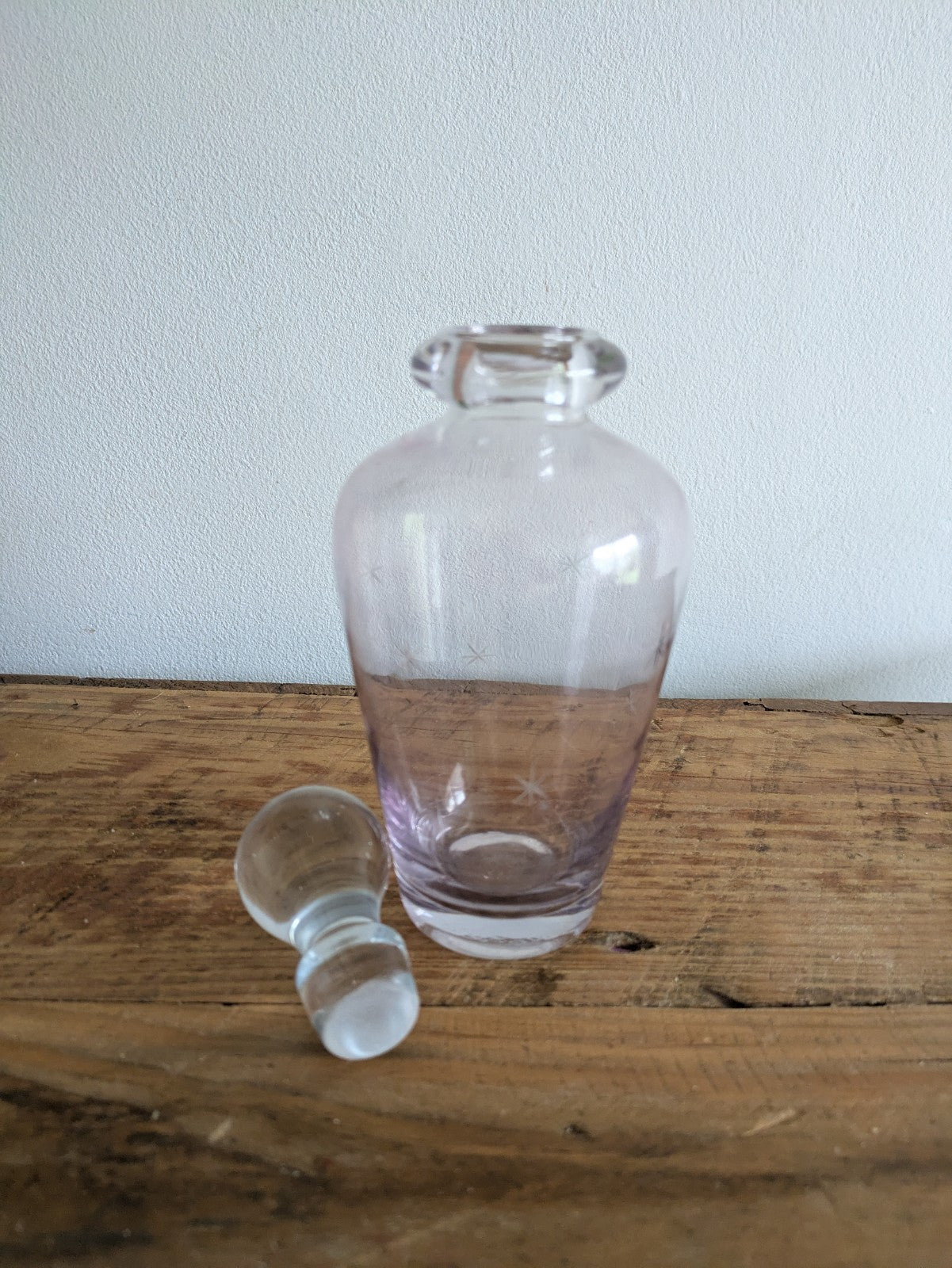 VINTAGE HAND MADE PURPLE ART GLASS VASE WITH ETCHED STARS Perfume Bottle Stopper