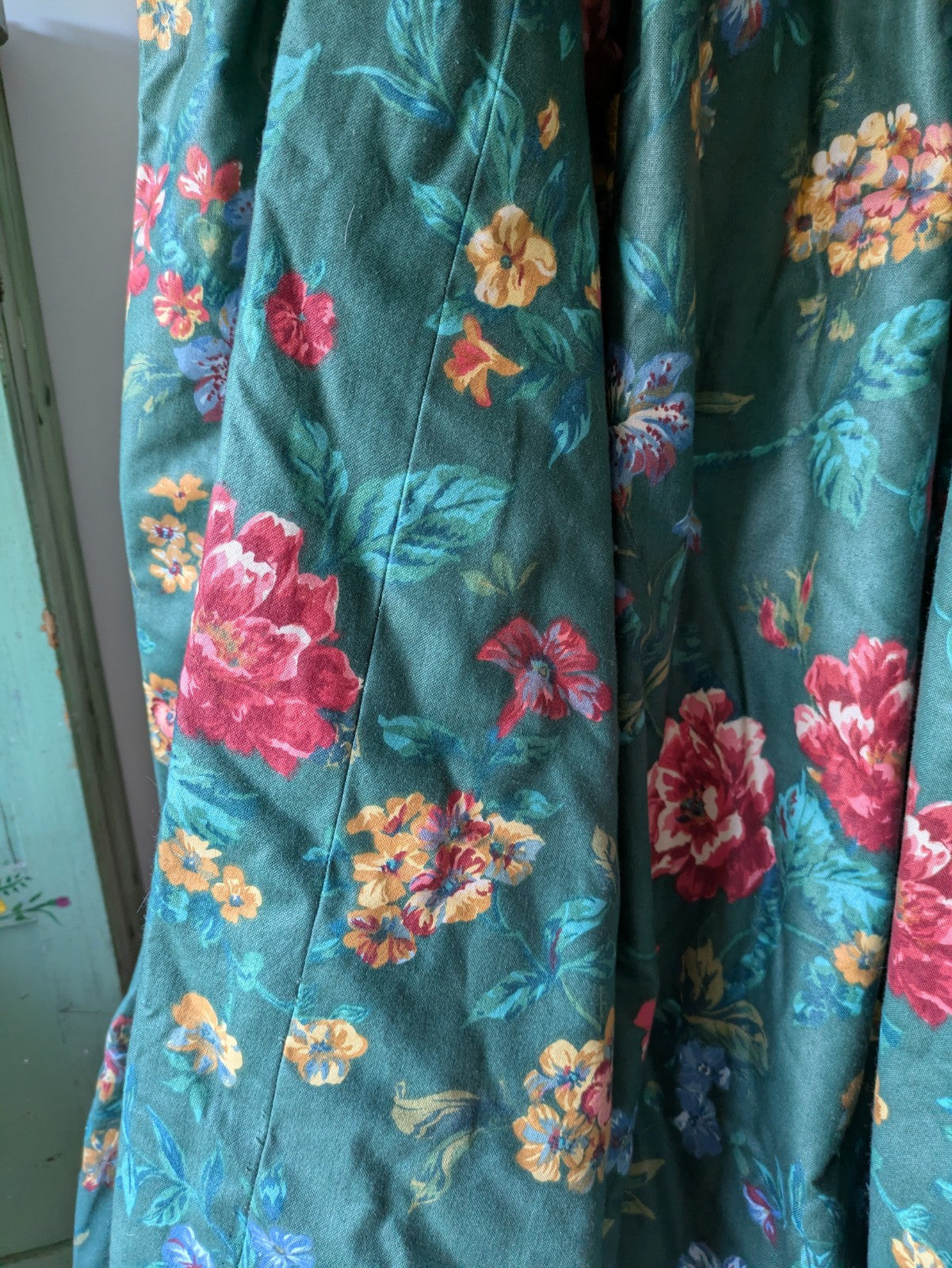 Pair Vintage Crowson Curtains Green Thermal Floral Rose English 129.5D 265cm W