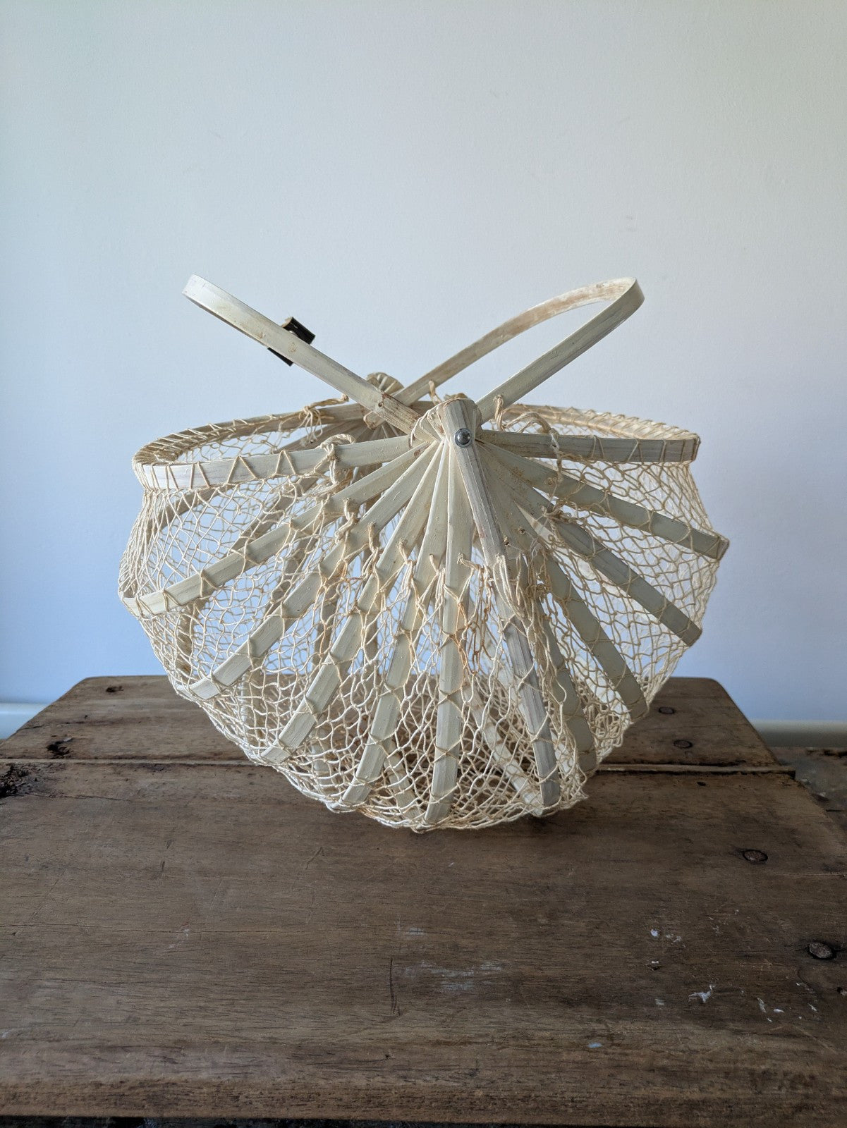 Vintage French Folding Bentwood Fishnet Basket Retro Handbag White 50s Rare Old