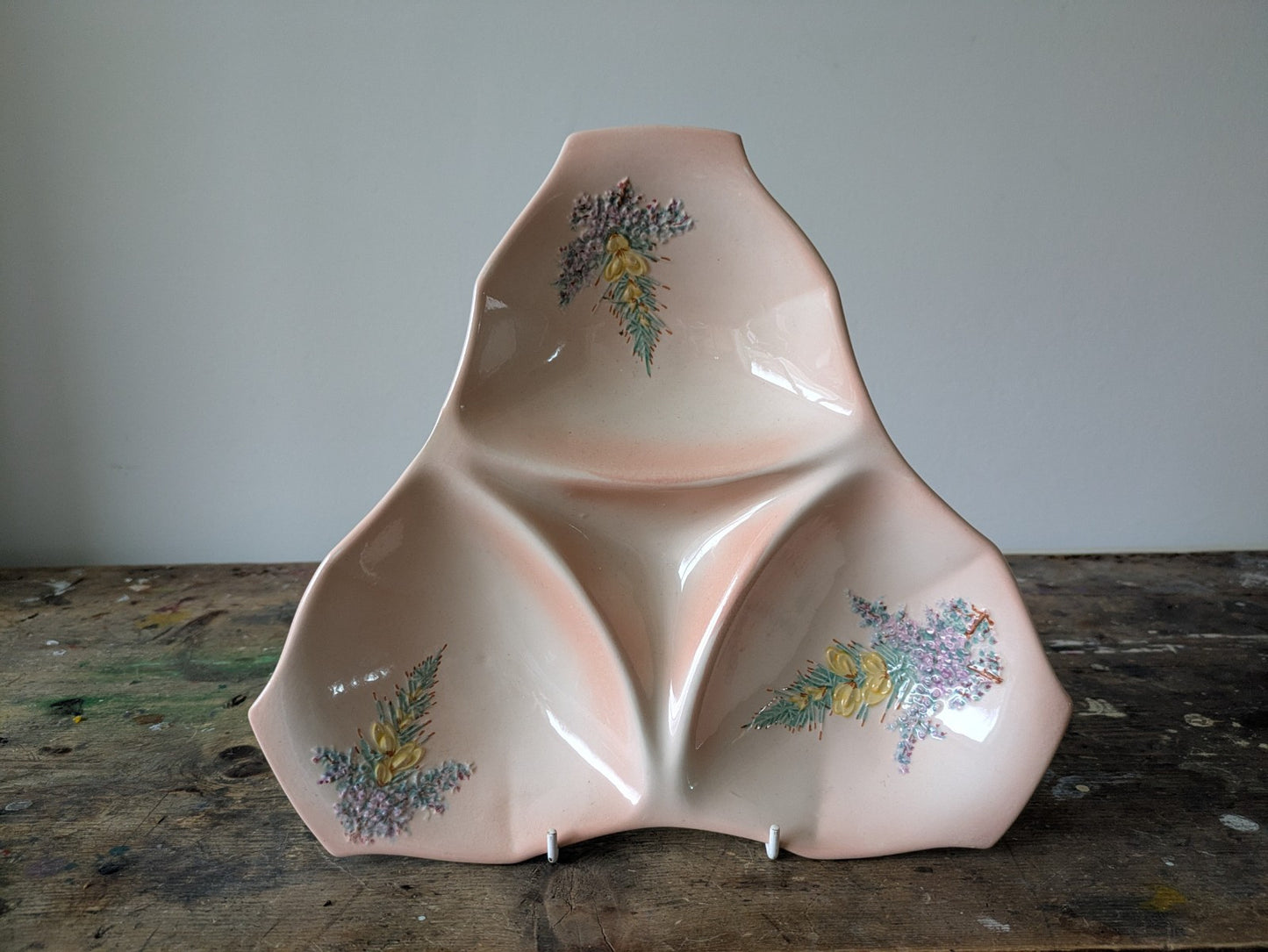 Vintage Beswick Pink 3 section Triangular Serving Dish Heather & Gorse Floral