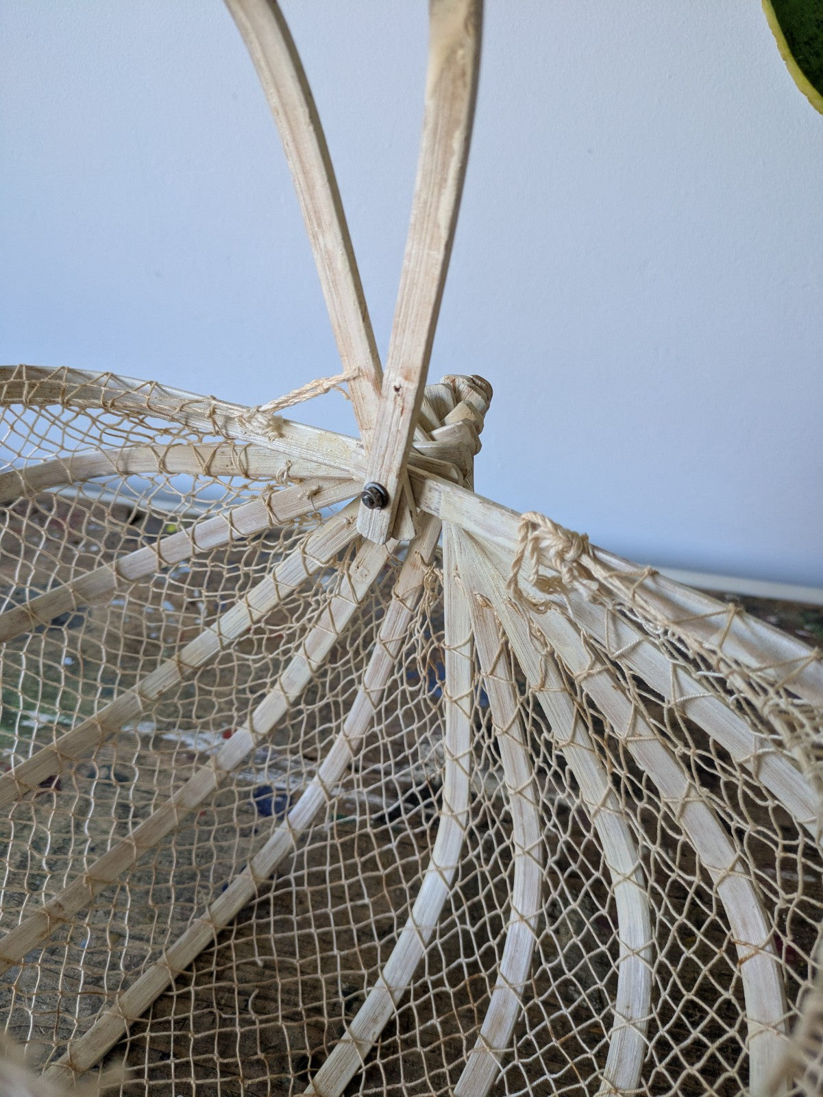 Vintage French Folding Bentwood Fishnet Basket Retro Handbag White 50s Rare Old