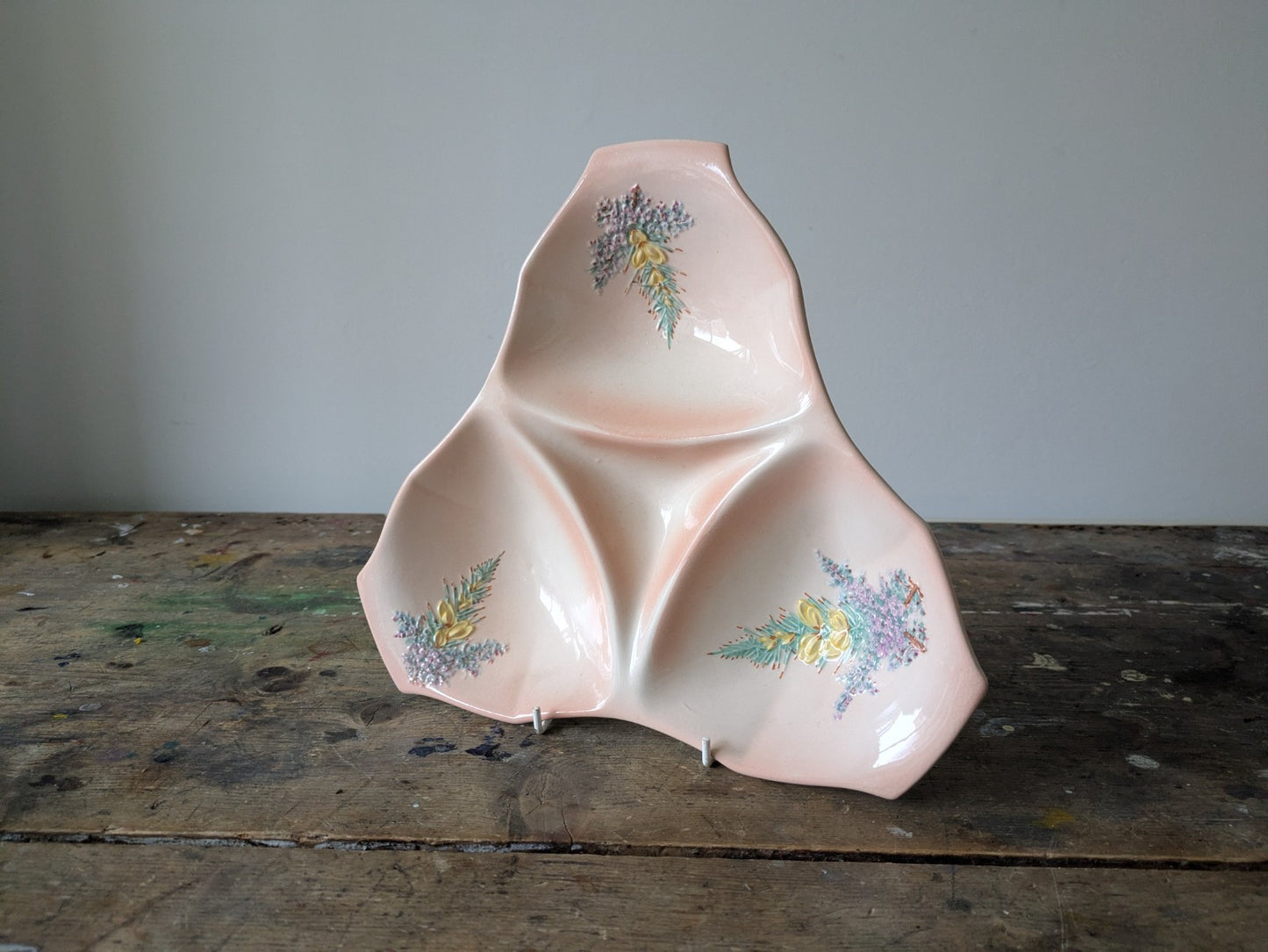 Vintage Beswick Pink 3 section Triangular Serving Dish Heather & Gorse Floral