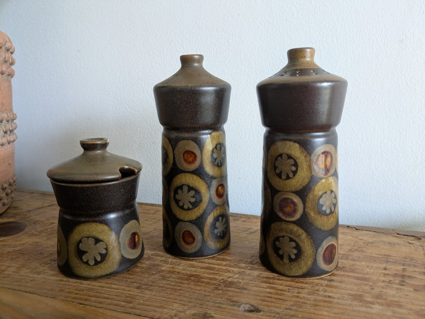 VTG 70s DENBY Arabesque Samarkand Salt & Pepper Shakers Original Condiment Pot