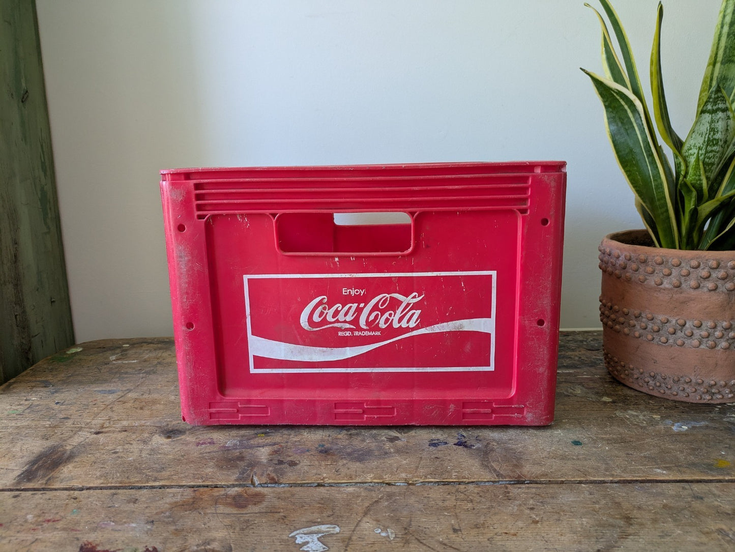 VINTAGE RED COCA - COLA CRATE FOR 20 BOTTLE CRATE DRINKS CARRIER ADVERTISING BOX