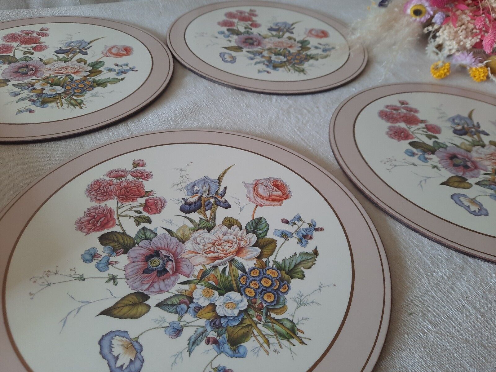 Vintage set of 4 De Luxe Pimpernel Place Mats Floral bouquet Pink Prop Rare Boxd