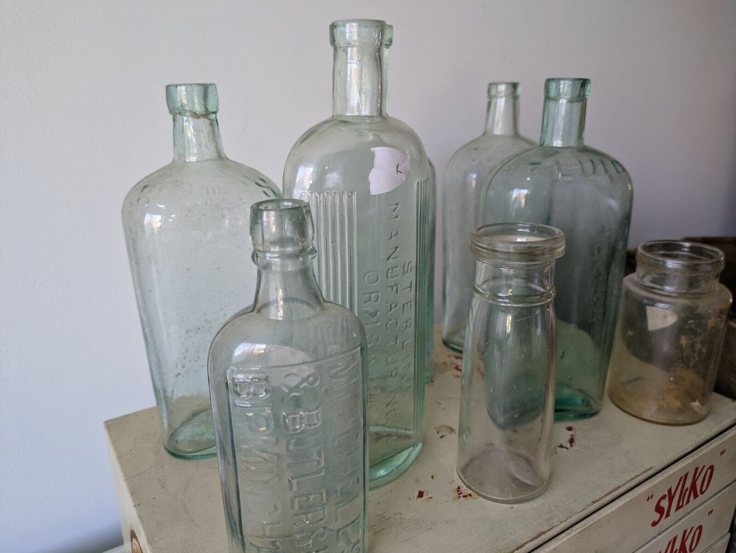 8x Antique Vintage Glass Bottles vase flower Scrubbs Chemist apothecary curved