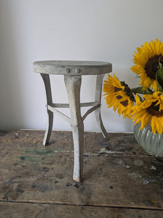 Vintage Galvanised Three Legged Milking Stool Chair Dairy Stool Seat Barn Prop