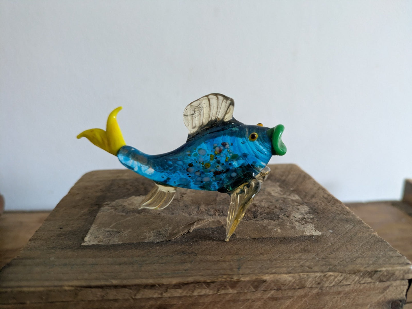 GLASS Animal Murano Glass Art Fish Souvenir Vintage Mid Century Retro Figurine!