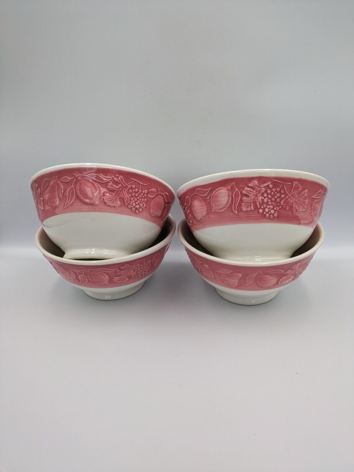 4x QUADRIFOGLIO Franco Giorgi Large Rim Soup Bowl WHITE Embossed Fruit Rim Pink