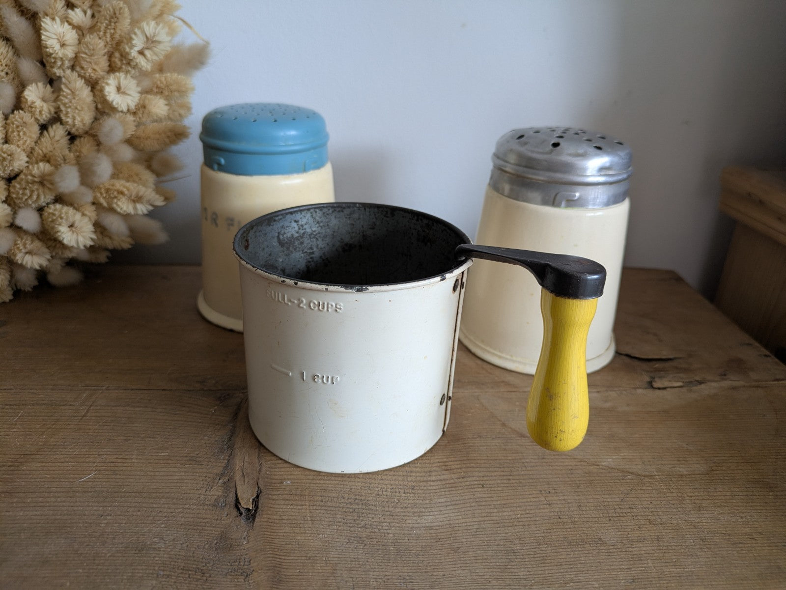 Tala Vintage Enamel Flour Sifter And Two Shakers Retro Kitchenalia Baking Prop