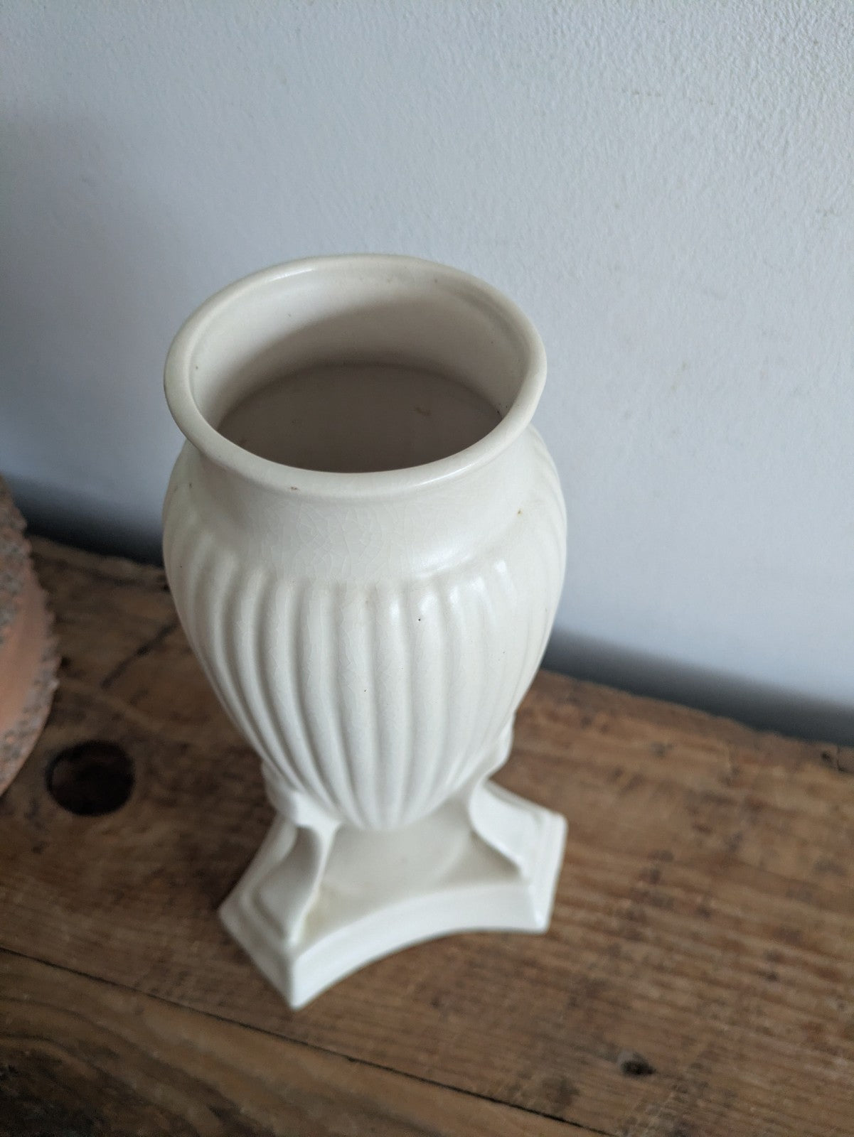 Sylvac Ware Vase Urn Shaped Vial On Pedestal 629 Rare White Mantle Prop Decor 