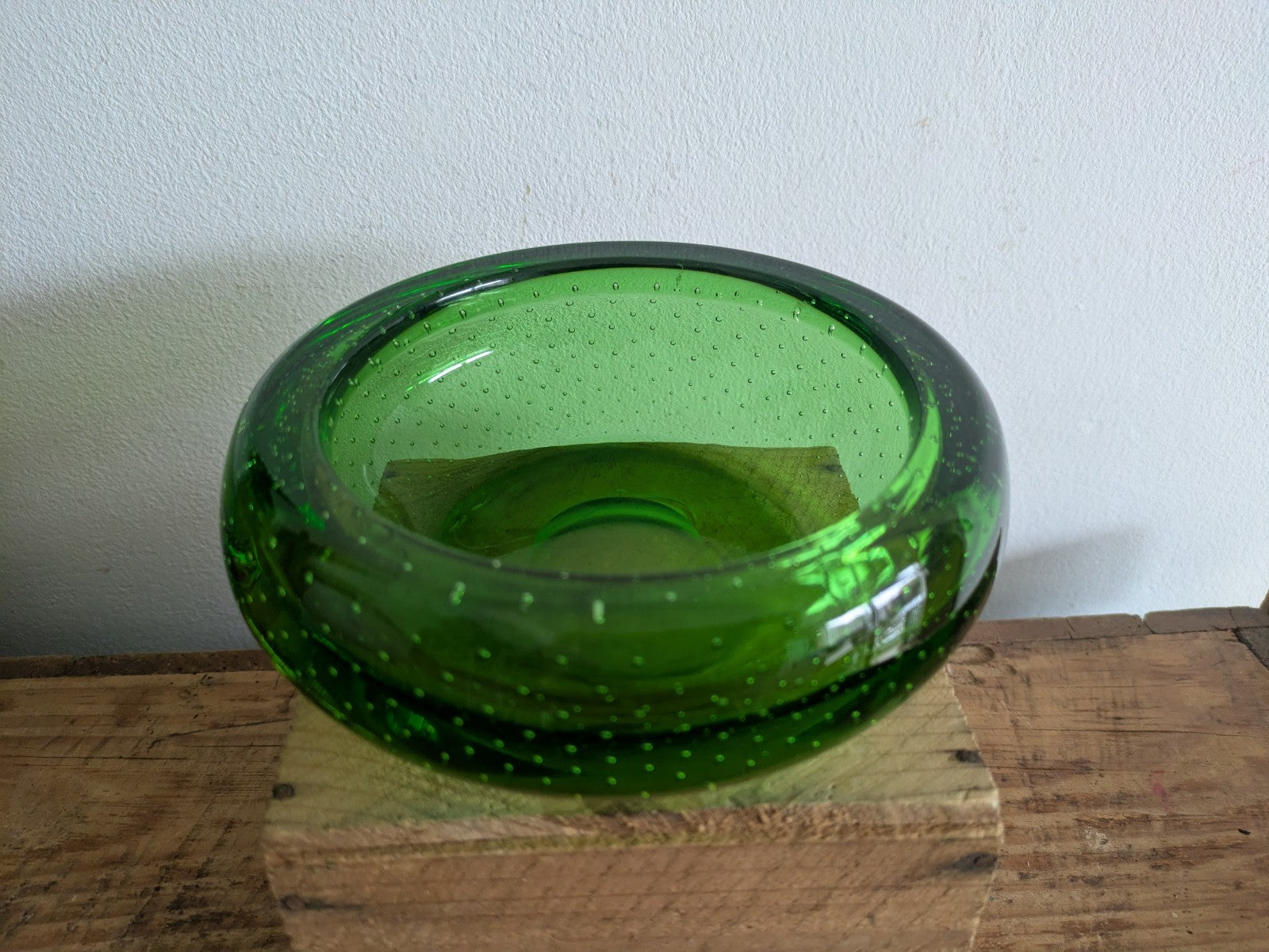 L Mid-Century Whitefriars Green Controlled Bubble Glass Ashtray/Bowl VTG Retro