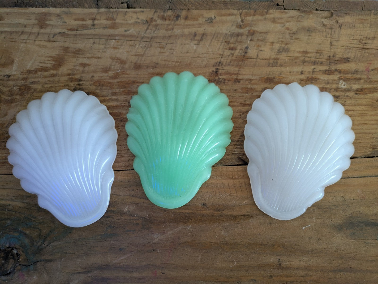 3x Vintage Uranium Green White Milk Glass Bowls Dishes Shell Clam Art Deco Early
