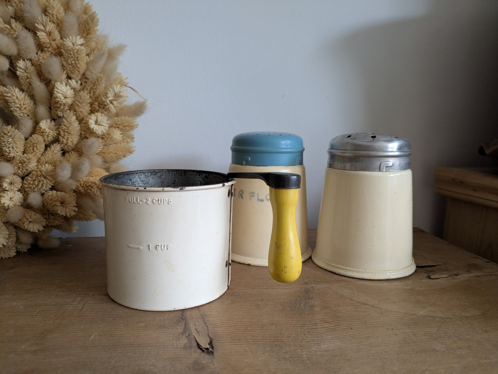 Tala Vintage Enamel Flour Sifter And Two Shakers Retro Kitchenalia Baking Prop