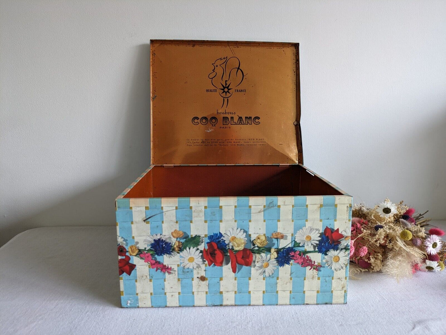 Rare French Oversize XL Coq Blanc Bonbon Sweet Collectable Tin Box Container Vtg