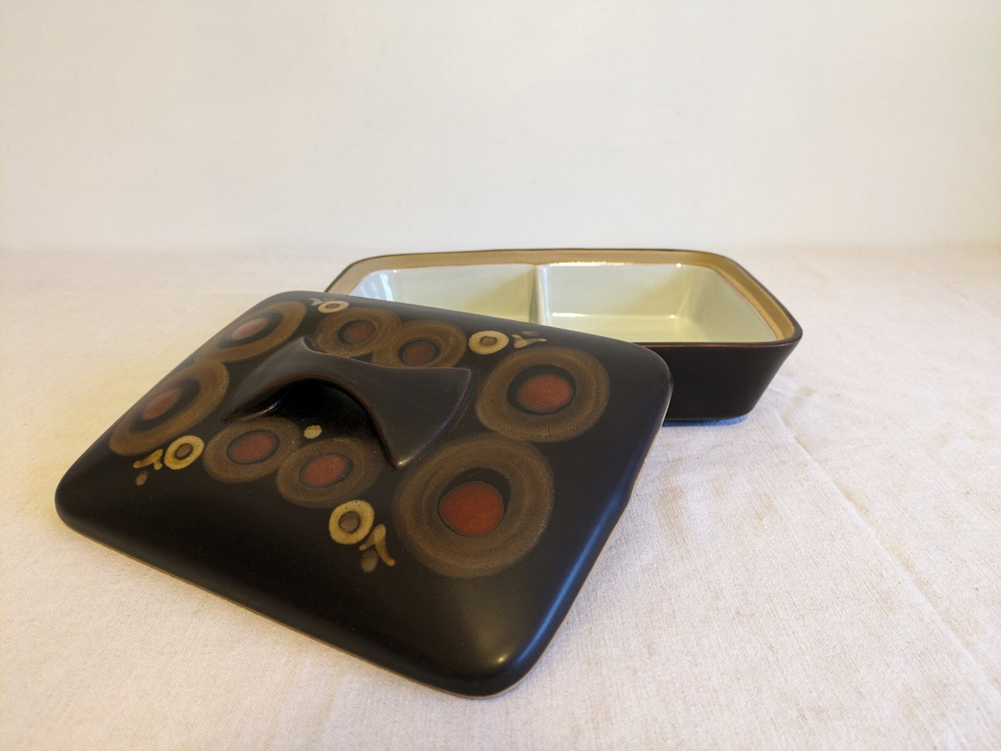 1x LARGE DENBY ARABESQUE 70s CASSEROLE SPLIT SERVING DISH 60S SMARKAND POTTERY