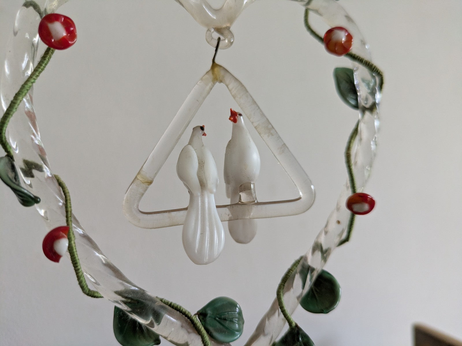 VTG Ornate Hand Blown Glass Wedding Cake Topper Heart Humming Birds Doves Leaves