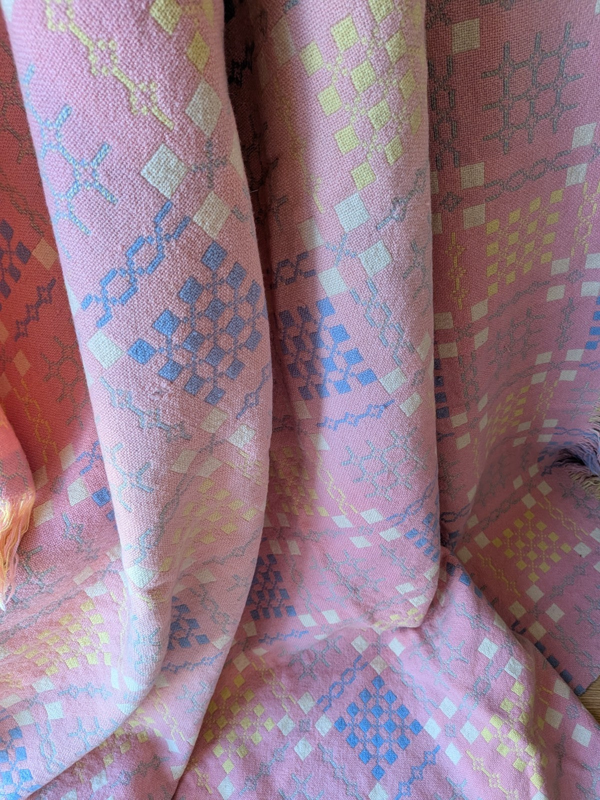 Welsh Wool Tapestry Blanket Throw Pink Blue Reversible Double 227cm x 156cm Vtg
