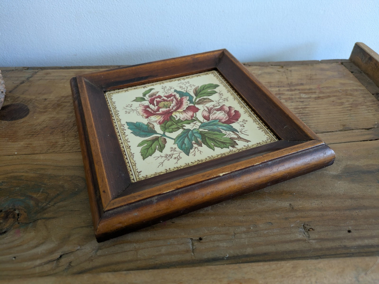Antique Vintage MAW & Co Wooden FRAMED Ceramic TILE Trivet Floral Rose Stand Vgc