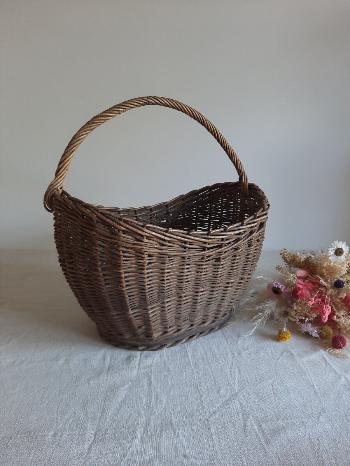 Antique Vintage Traditional Wicker Shopping Picnic Flower Basket  Kitchenalia