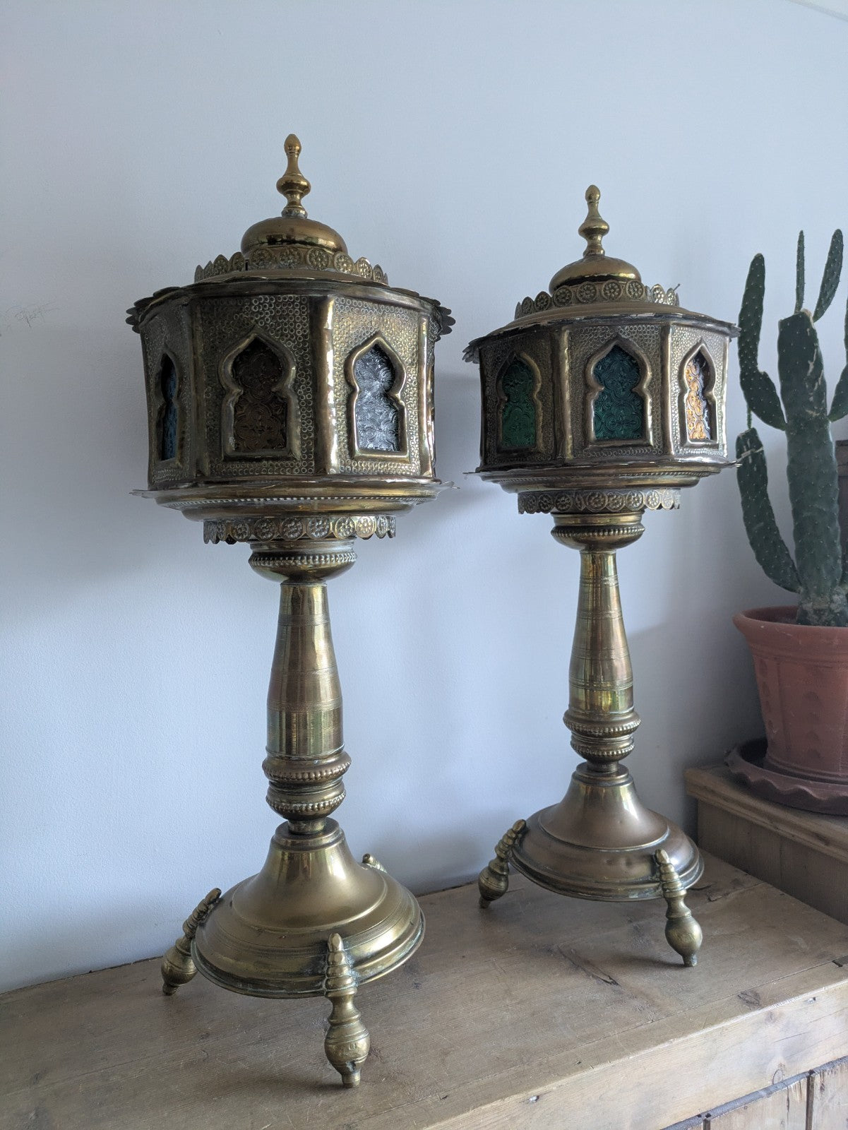 VTG Moroccan Brass Floor Lamps Stained Glass Gothic Original Pair Lights Props 